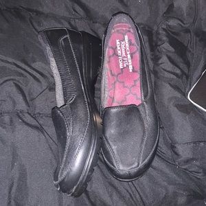 Sketchers memory foam (relaxed fit)